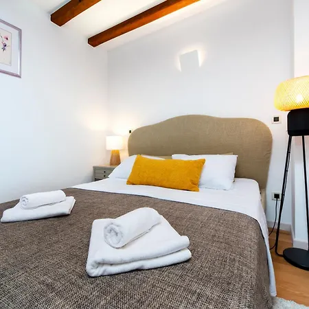 Seaside House Andrea - 3br With Balcony & Sea View By Irundo Apartment Rovinj