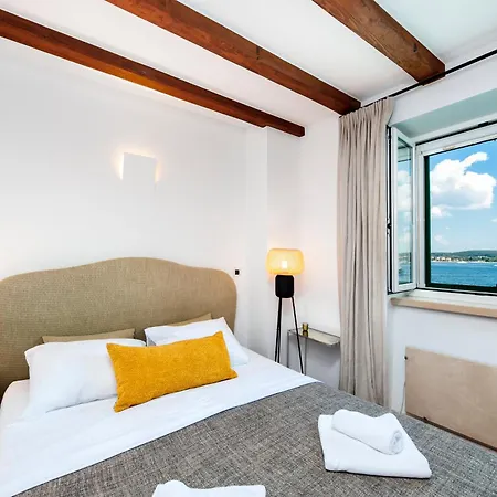 Seaside House Andrea - 3br With Balcony & Sea View By Irundo Apartament *