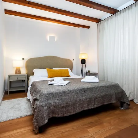 Seaside House Andrea - 3br With Balcony & Sea View By Irundo Apartment
