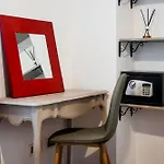 Seaside House Andrea - 3br With Balcony & Sea View By Irundo *